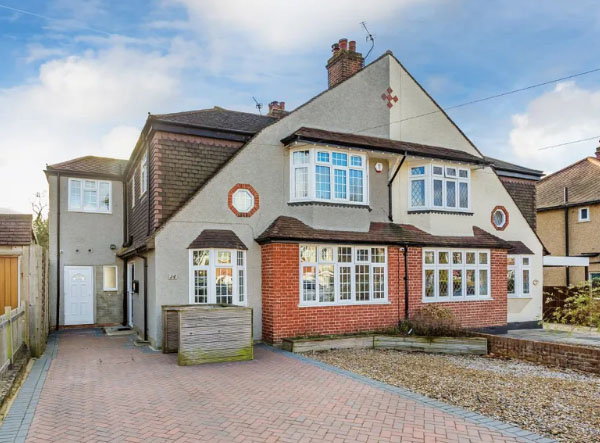 £800k house in Rosehill Gardens, Sutton.