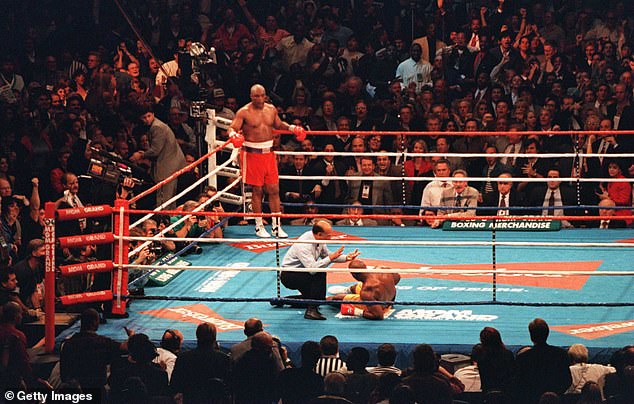 Foreman used his only opportunity to land a perfect combination, leaving Moorer unable to stand under the referee's count