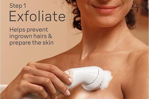 Braun Silk-épil 9 Flex SkinSpa, Epilator with 360° Flexible Head for Easy Hair Removal, Wet & Dry, Lasting Smooth Skin, All-in-One Kit, with Body Mini Shaver, SES9-481 3D, White/Gold