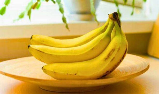 Bananas stay fresh for weeks longer with 3 simple storage tips - won't go brown or mushyBut there's a trick