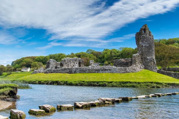 Ogmore Castle