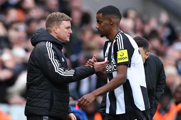 Eddie Howe and Alexander Isak