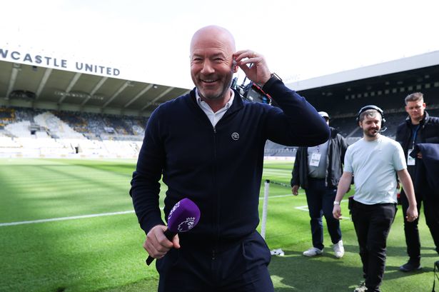 Alan Shearer believes Liverpool will edge Arsenal in the title race once again