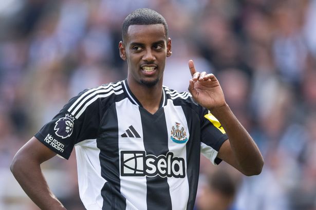 Alexander Isak playing for Newcastle United