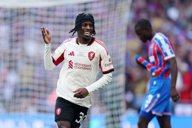 Jeremie Frimpong of Liverpool celebrates