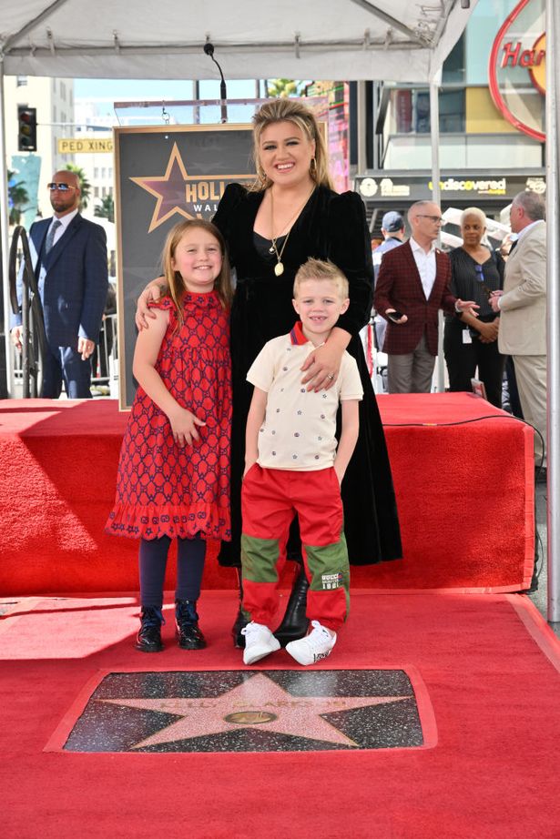 Kelly Clarkson and kids