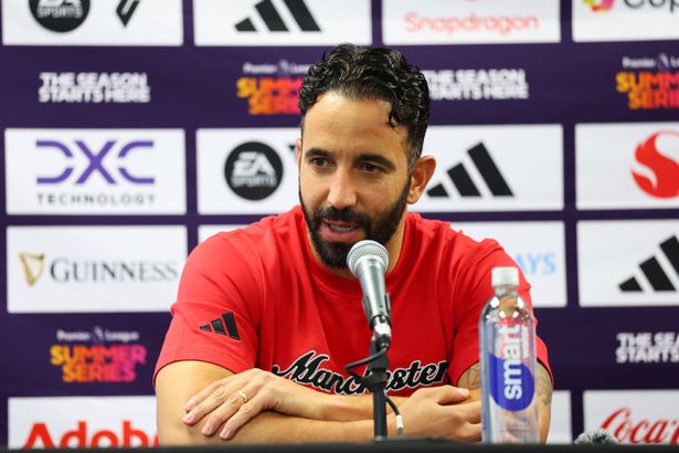 Ruben Amorim speaks to the press