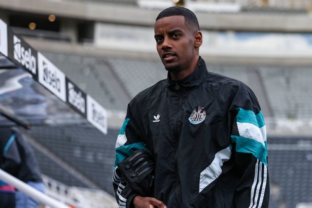 NEWCASTLE UPON TYNE, ENGLAND - APRIL 13: Alexander Isak of Newcastle United (14) arrives for the Premier League match between Newcastle United FC and Manchester United FC at St James' Park on April 13, 2025 in Newcastle upon Tyne, England. (Photo by Michelle Mercer/Newcastle United via Getty Images)