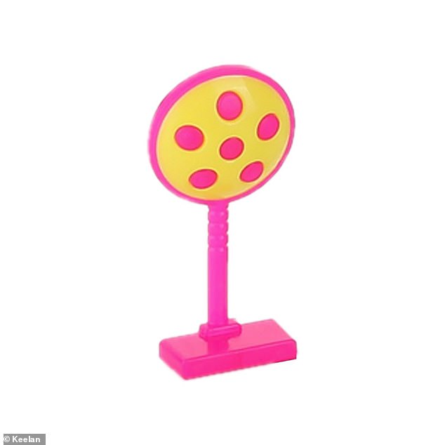 The commenters confirmed that the pink toy was supposed to be a doctor's light