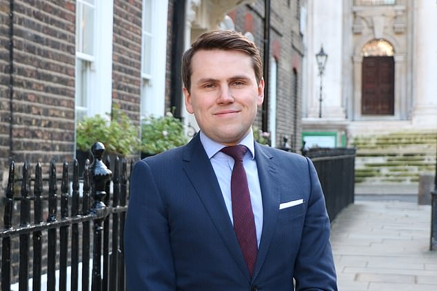 Elliot Keck, head of campaigns at the TaxPayers¿ Alliance, said: ¿Taxpayers are sick of seeing staff time wasted on pointless meetings and irrelevant events'