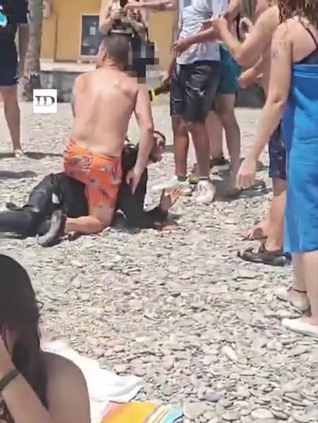 The dramatic scenes unfolded on Sotillo Beach in Castell de Ferro, Granada on Sunday afternoon