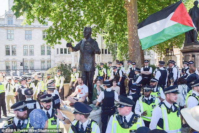 Experts warned on Friday that the 'coalescing' of groups under the banner of Palestine Action could present a 'very serious national security matter'