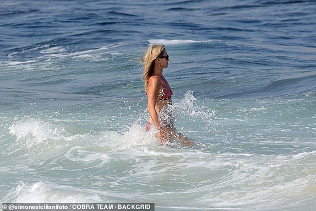 The star recently discussed her tips to good skin - having always insisted she had no chemical enhancements - saying: 'The ice plunge is the best trick I've learnt'