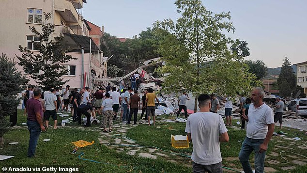 Several buildings collapsed in the Balikesir province after the earthquake struck, which was then followed by a 4.6-magnitude aftershock several minutes later