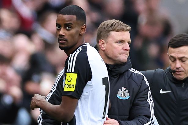 Alexander Isak with Eddie Howe