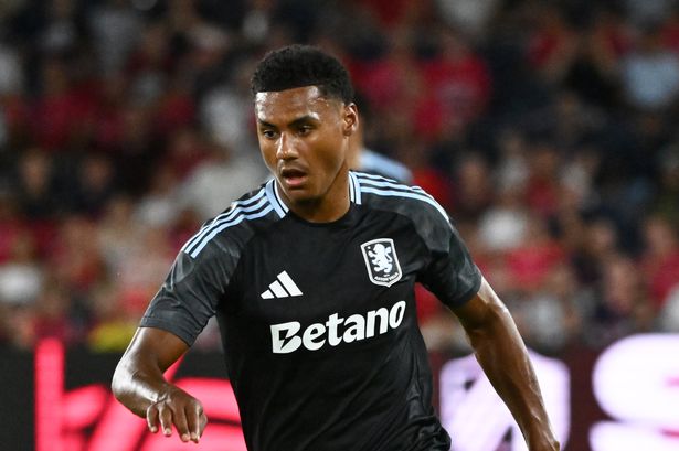 ST LOUIS, MISSOURI - JULY 30: Ollie Watkins #11 of Aston Villa with the ball during the second half of an international friendly between St. Louis City SC and Aston Villa at Energizer Park on July 30, 2025 in St Louis, Missouri. (Photo by Bill Barrett/ISI Photos/ISI Photos via Getty Images)