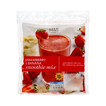 M&S Strawberry & Banana Smoothie Mix Frozen