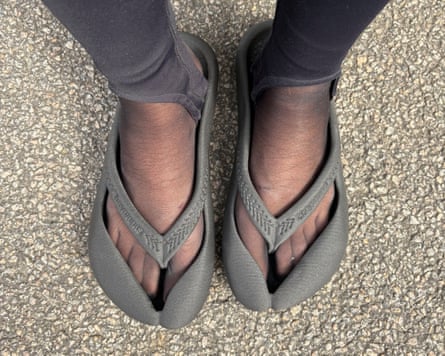 Bare feet in sandals