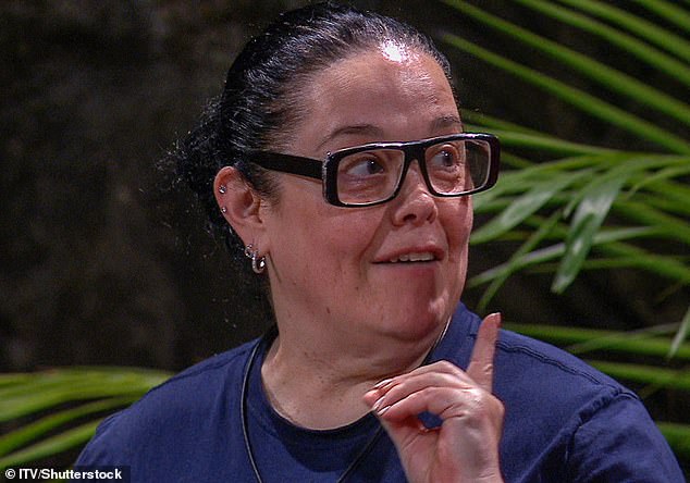 Lisa arrived at the Bushtucker Trial clearing, where she greeted hosts Ant McPartlin and Declan Donnelly. She said: 'Hello you delicious duo'.