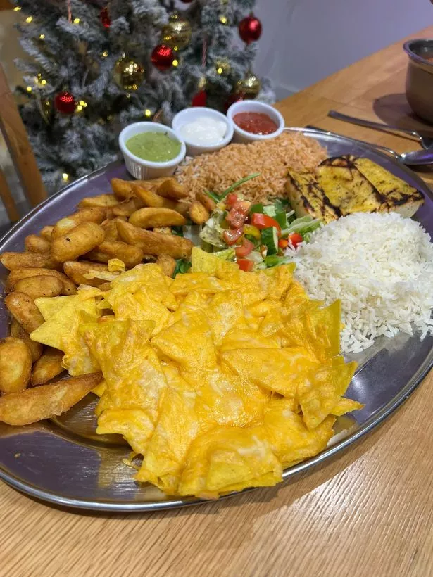 The 9,000-calorie chilli challenge (Jam Press)