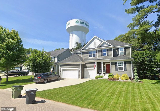 Weinhagen's home in Minneapolis, Minnesota