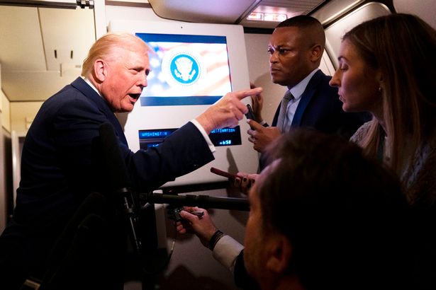 Pointing Donald Trump